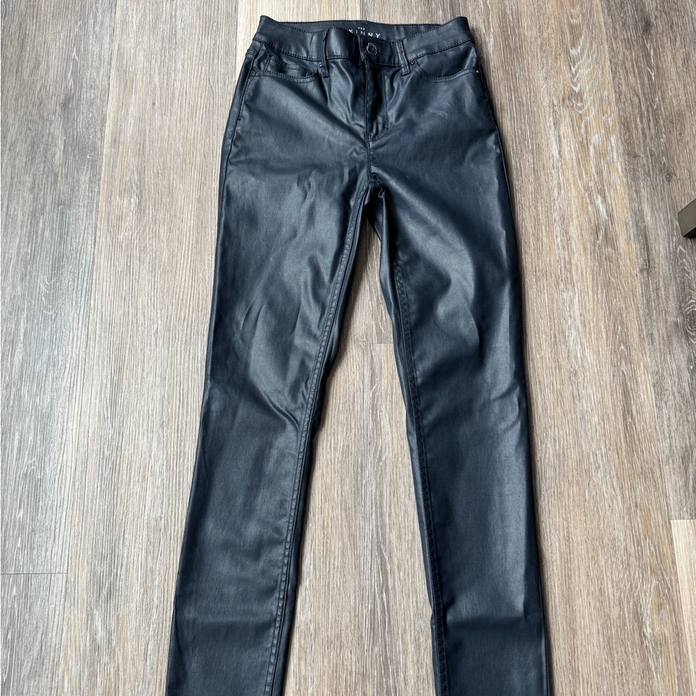 White House Black Market Black Coated Skinny jeans 00L